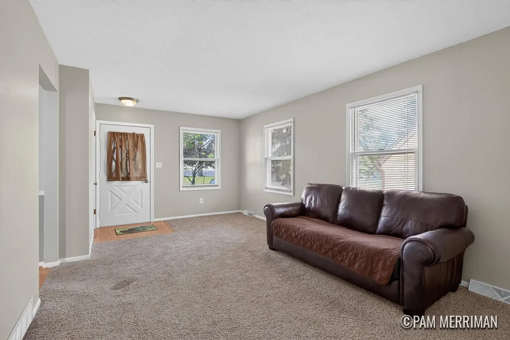 1735 Woodworth Street NE Plainfield Charter Township MI 49525