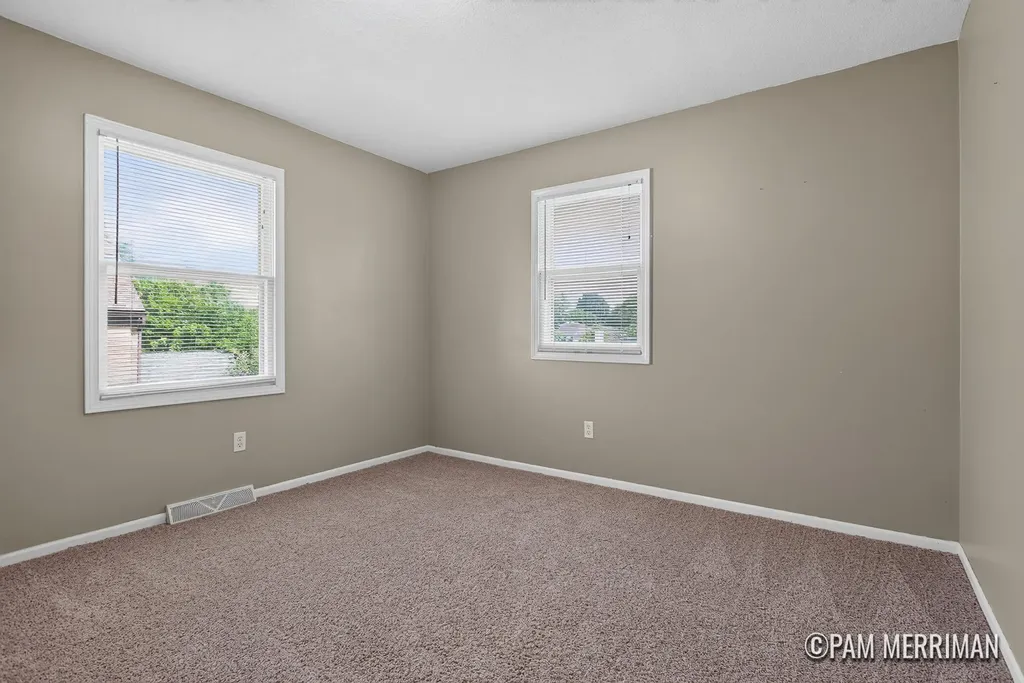 1735 Woodworth Street NE Plainfield Charter Township MI 49525