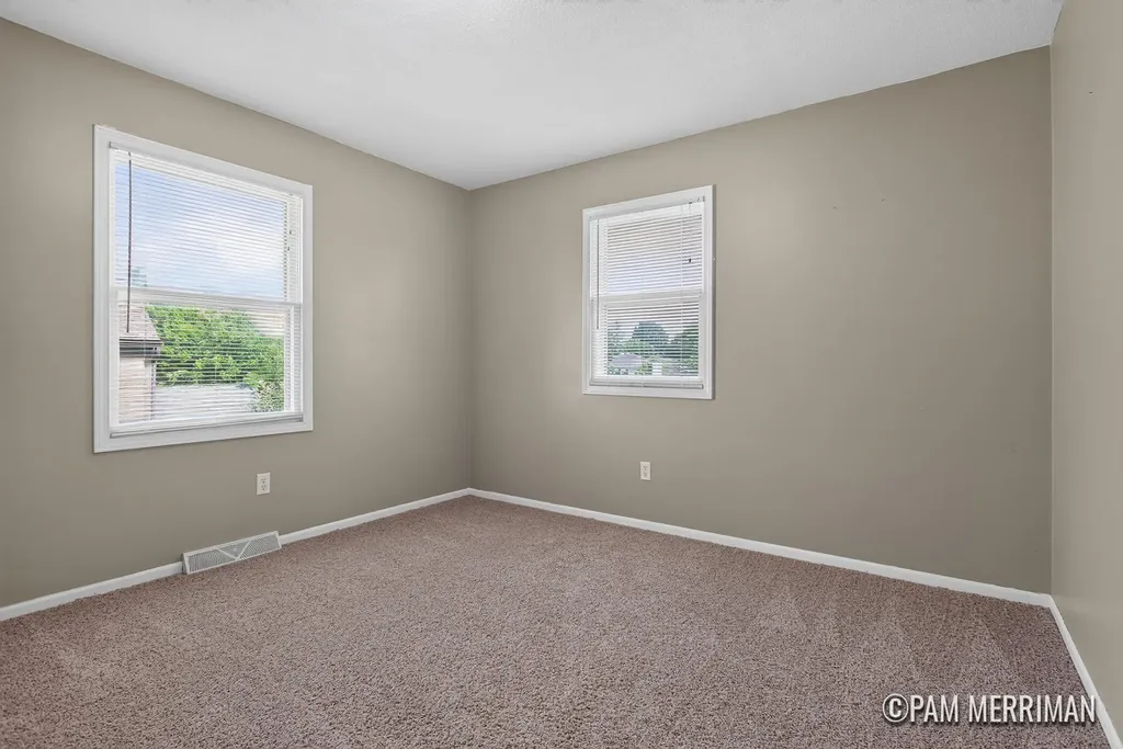 1735 Woodworth Street NE Plainfield Charter Township MI 49525