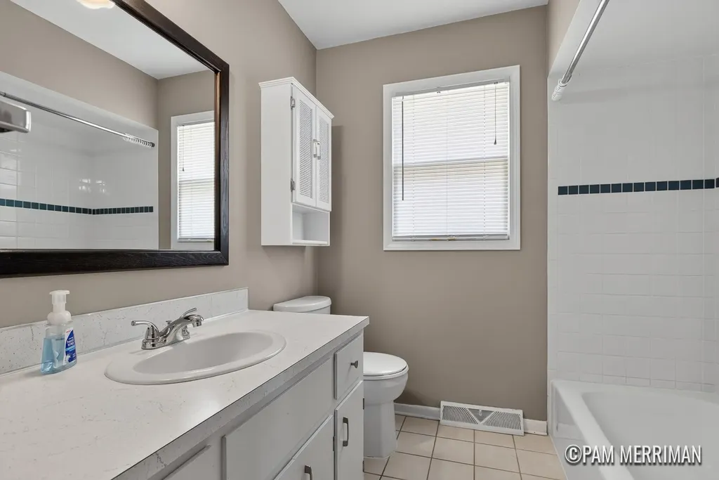 1735 Woodworth Street NE Plainfield Charter Township MI 49525