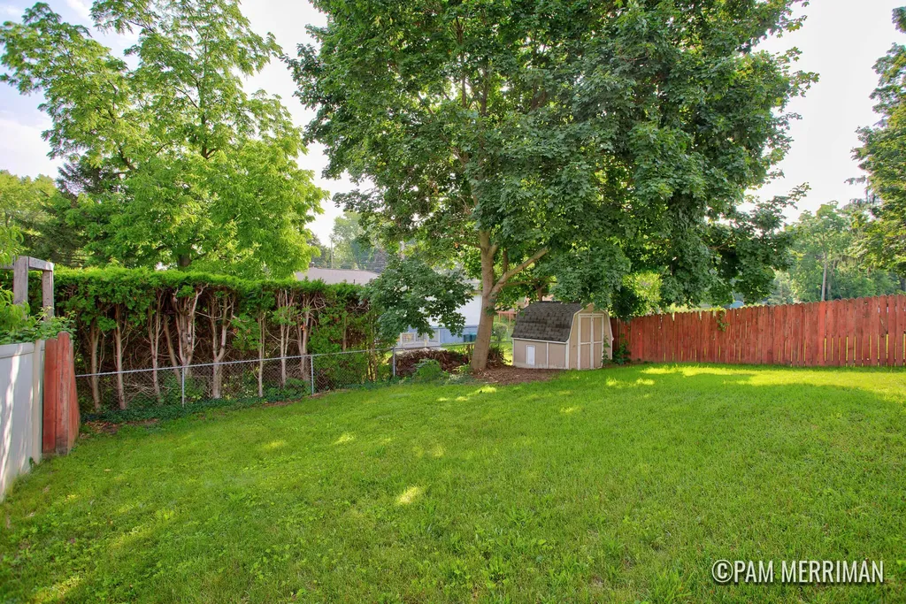 1735 Woodworth Street NE Plainfield Charter Township MI 49525