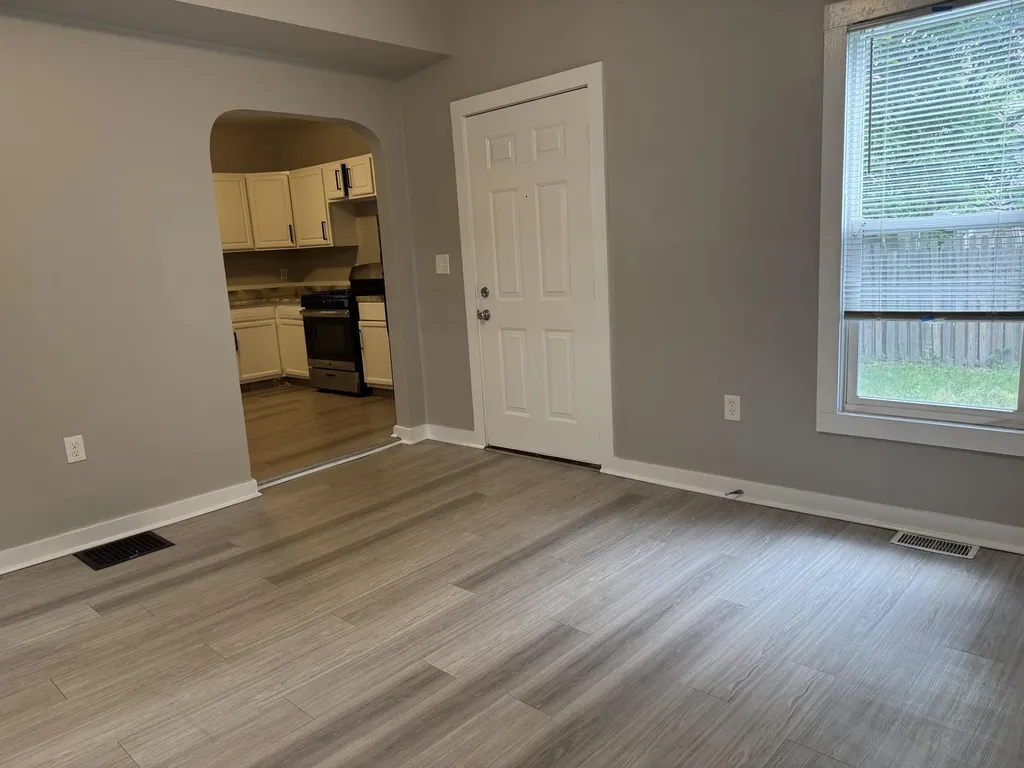 828 Isabella Court SE Grand Rapids City MI 49507