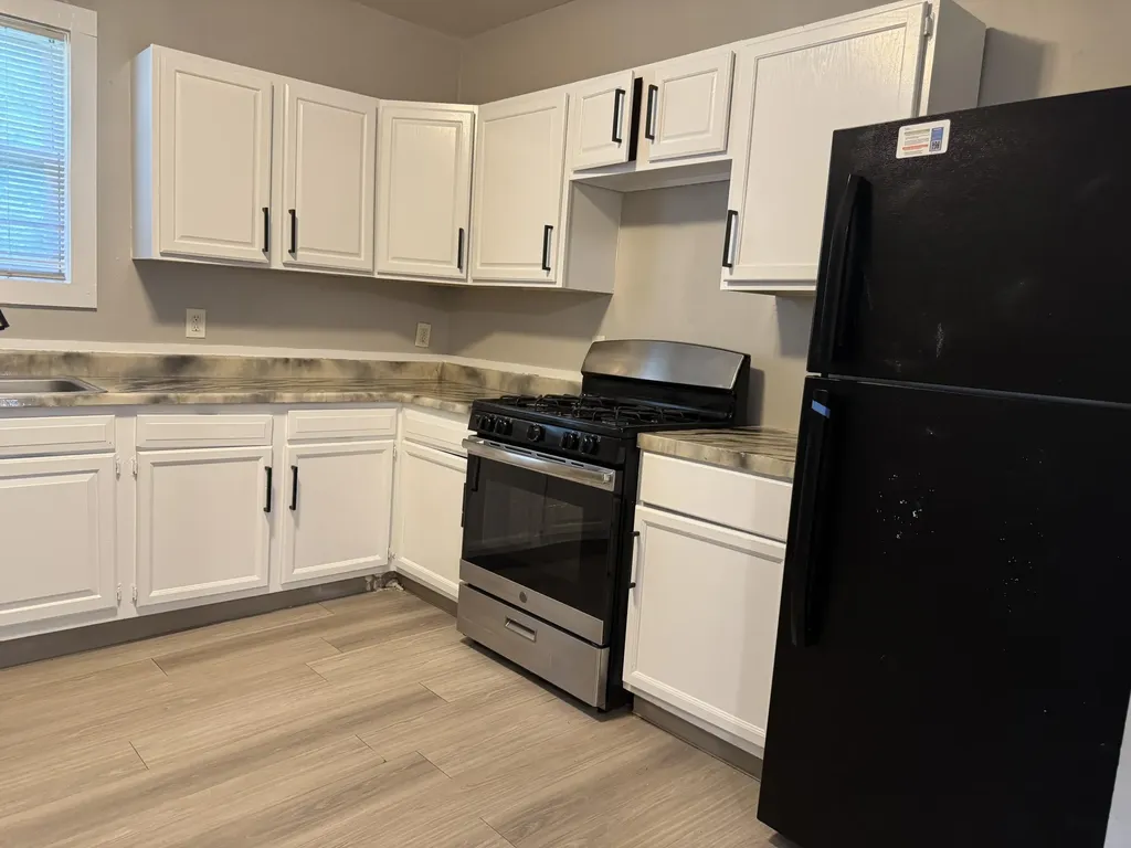 828 Isabella Court SE Grand Rapids City MI 49507