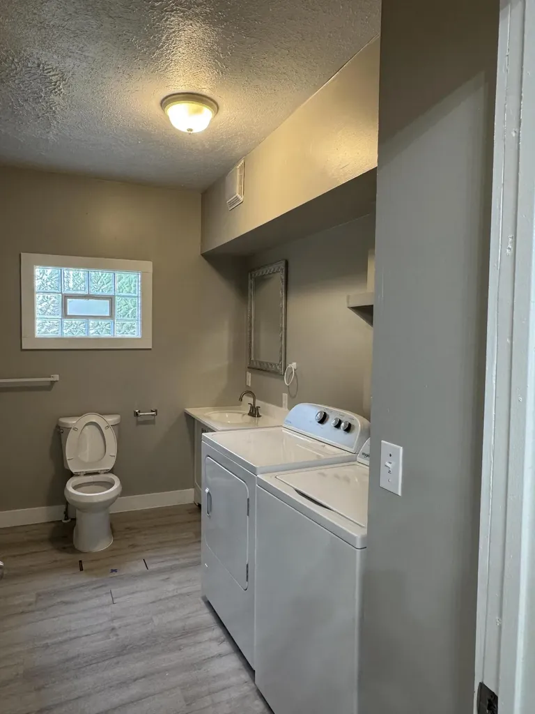 828 Isabella Court SE Grand Rapids City MI 49507