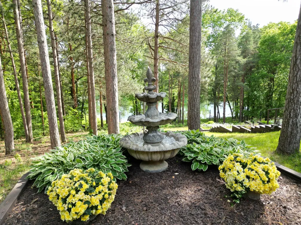 8160 Wilderness Trail NE Ada Township MI 49301