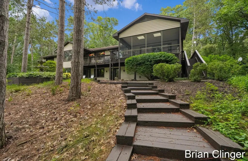 8160 Wilderness Trail NE Ada Township MI 49301