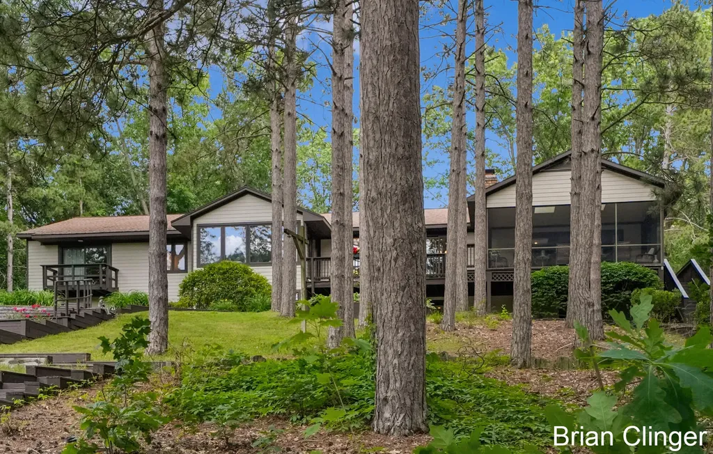 8160 Wilderness Trail NE Ada Township MI 49301