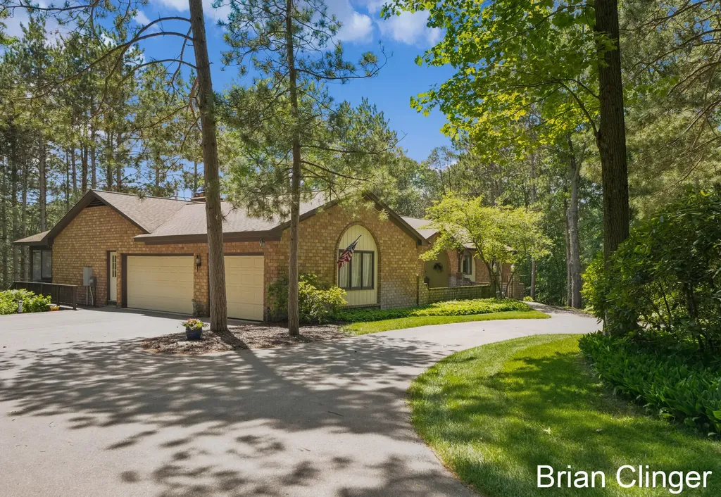 8160 Wilderness Trail NE Ada Township MI 49301