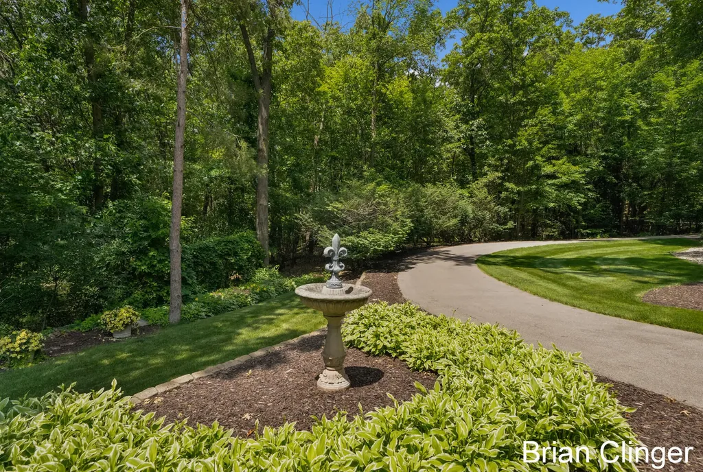 8160 Wilderness Trail NE Ada Township MI 49301