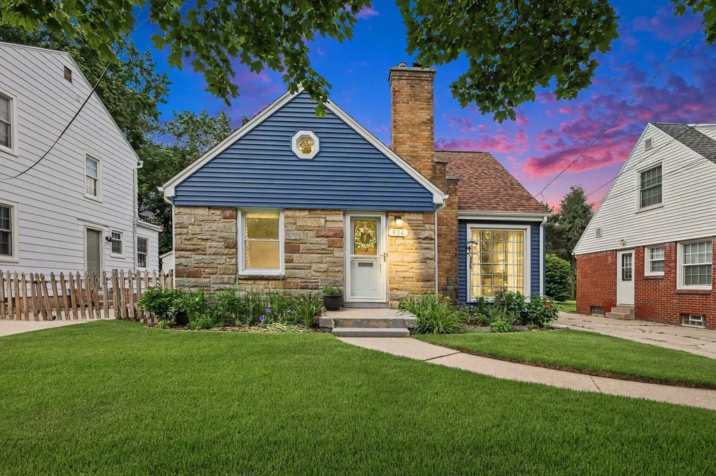 934 Reynard Street SE Grand Rapids City MI 49507