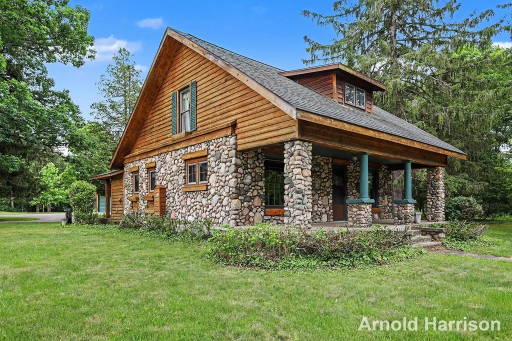 11265 W Sidney Road Montcalm Township MI 49326