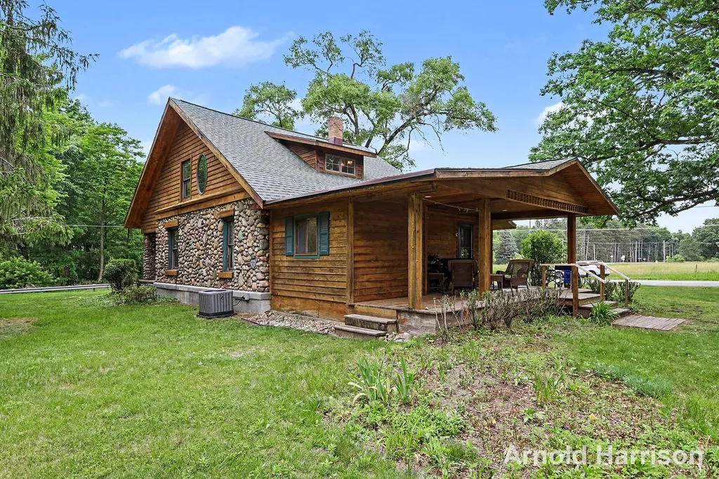11265 W Sidney Road Montcalm Township MI 49326