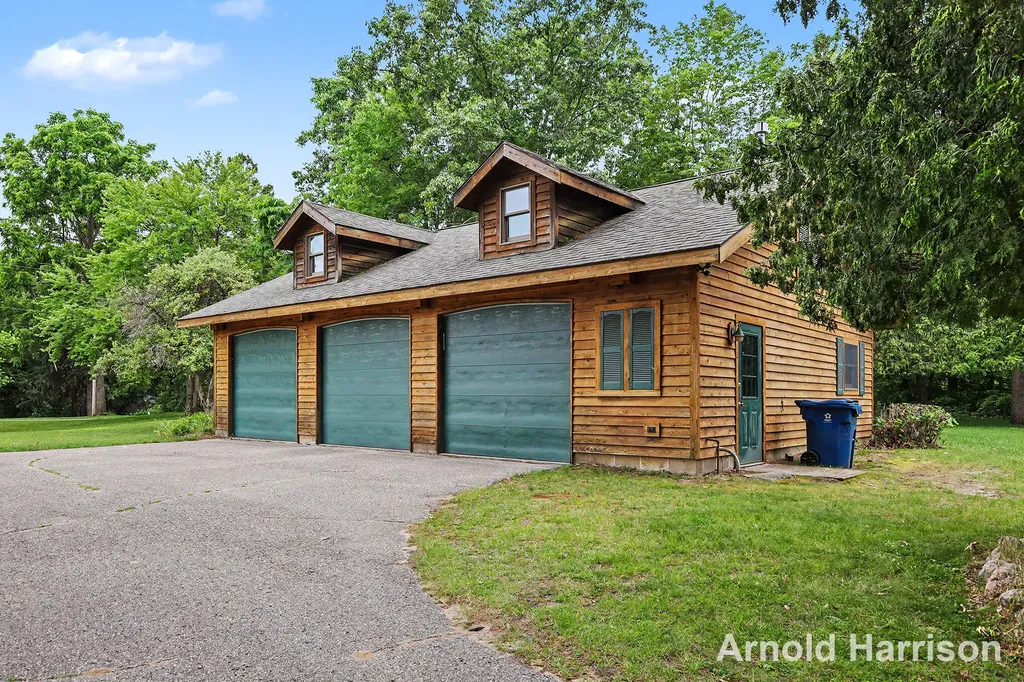 11265 W Sidney Road Montcalm Township MI 49326