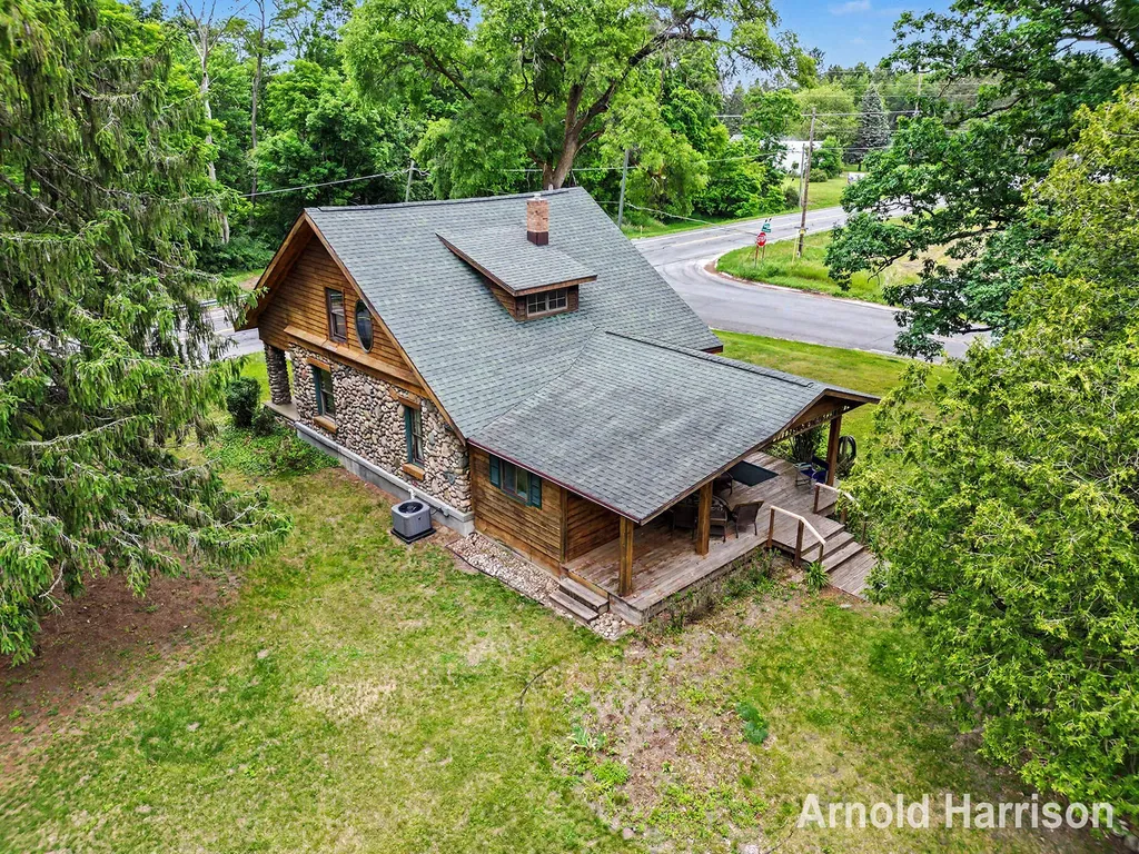 11265 W Sidney Road Montcalm Township MI 49326