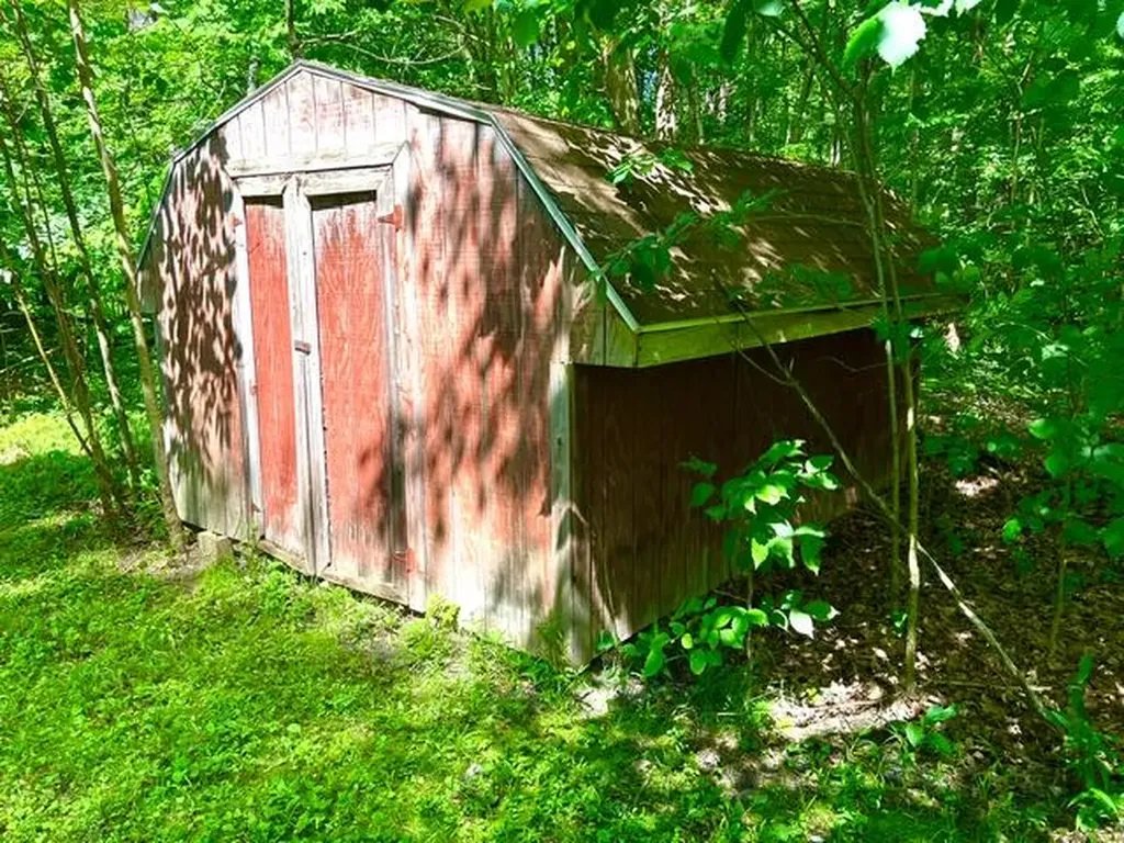 6980 Spaulding Road Sullivan Township MI 49451