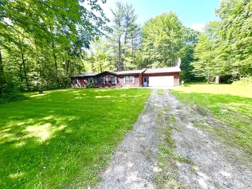 6980 Spaulding Road Sullivan Township MI 49451