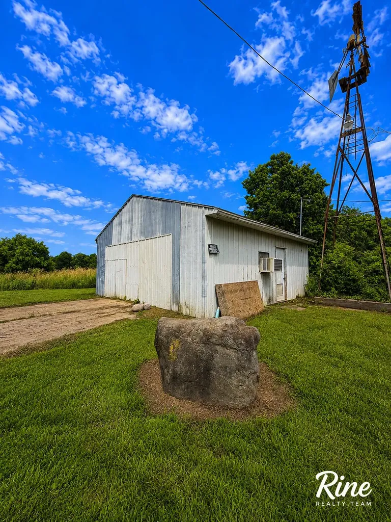 10137 N Shaytown Road Sunfield Township MI 48861