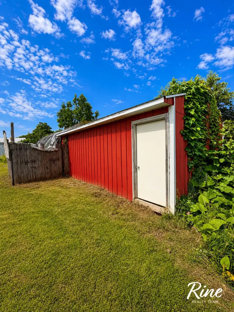 10137 N Shaytown Road Sunfield Township MI 48861