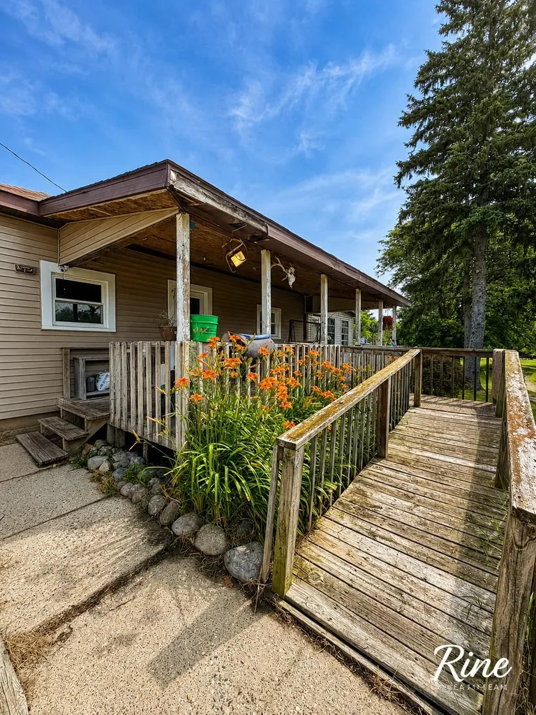 10137 N Shaytown Road Sunfield Township MI 48861