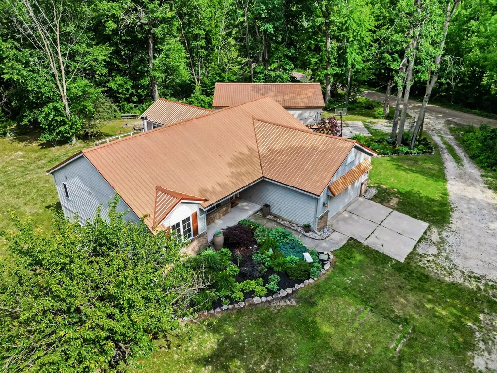 3155 11 Mile Road NE Algoma Township MI 49341