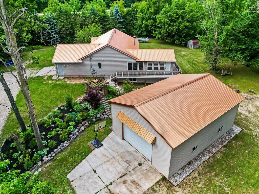 3155 11 Mile Road NE Algoma Township MI 49341