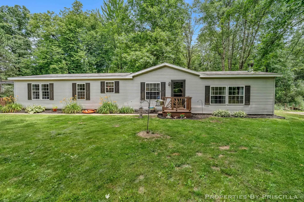 3766 Mary Avenue Big Prairie Township MI 49337