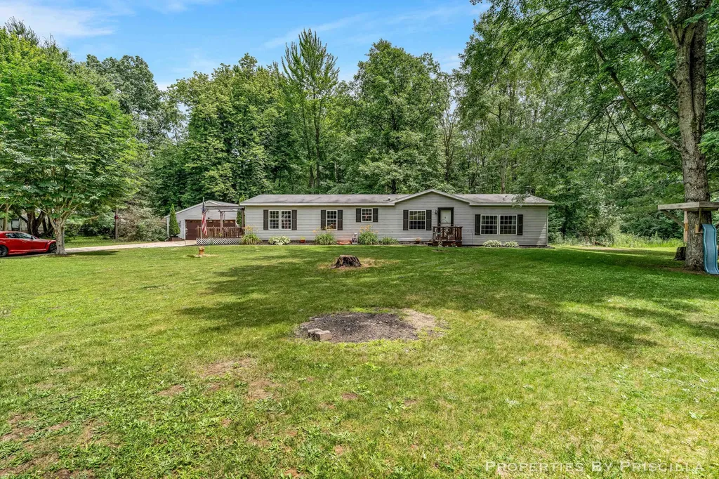 3766 Mary Avenue Big Prairie Township MI 49337