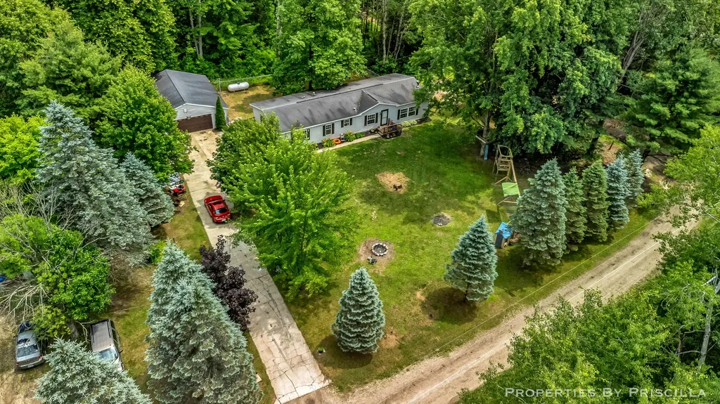 3766 Mary Avenue Big Prairie Township MI 49337
