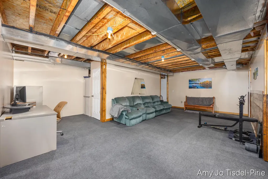 5824 W Grand River Road Bennington Township MI 48848