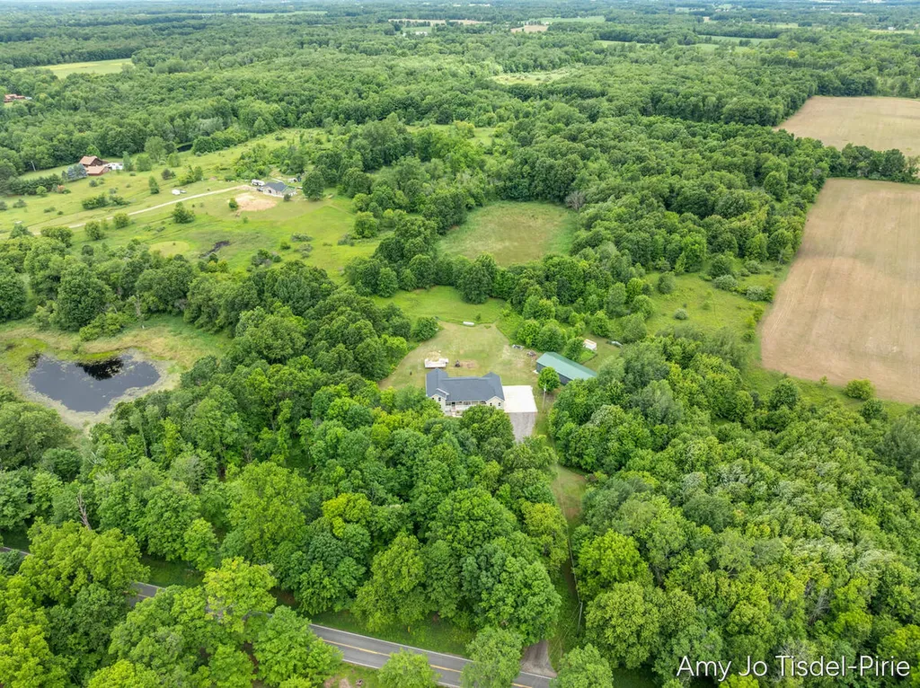 5824 W Grand River Road Bennington Township MI 48848