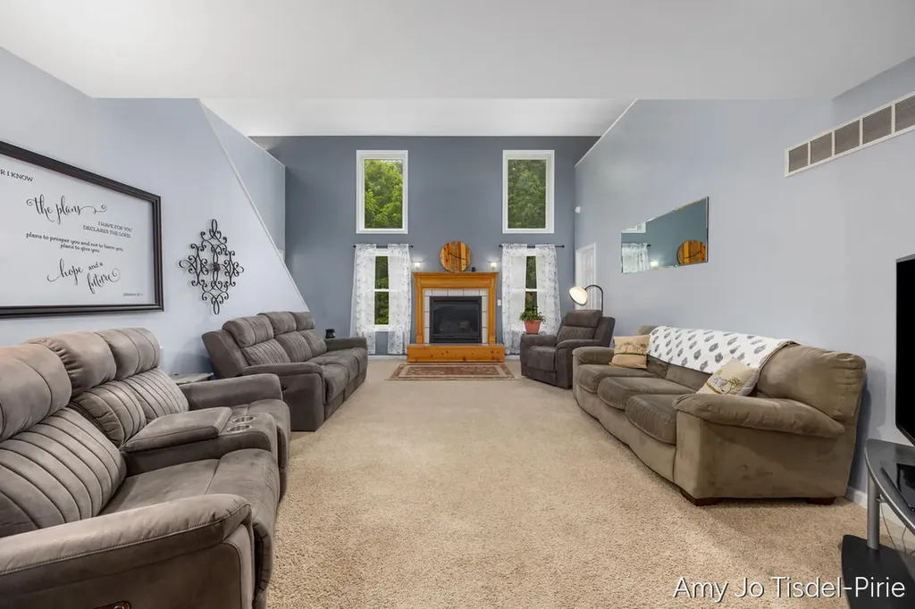 5824 W Grand River Road Bennington Township MI 48848