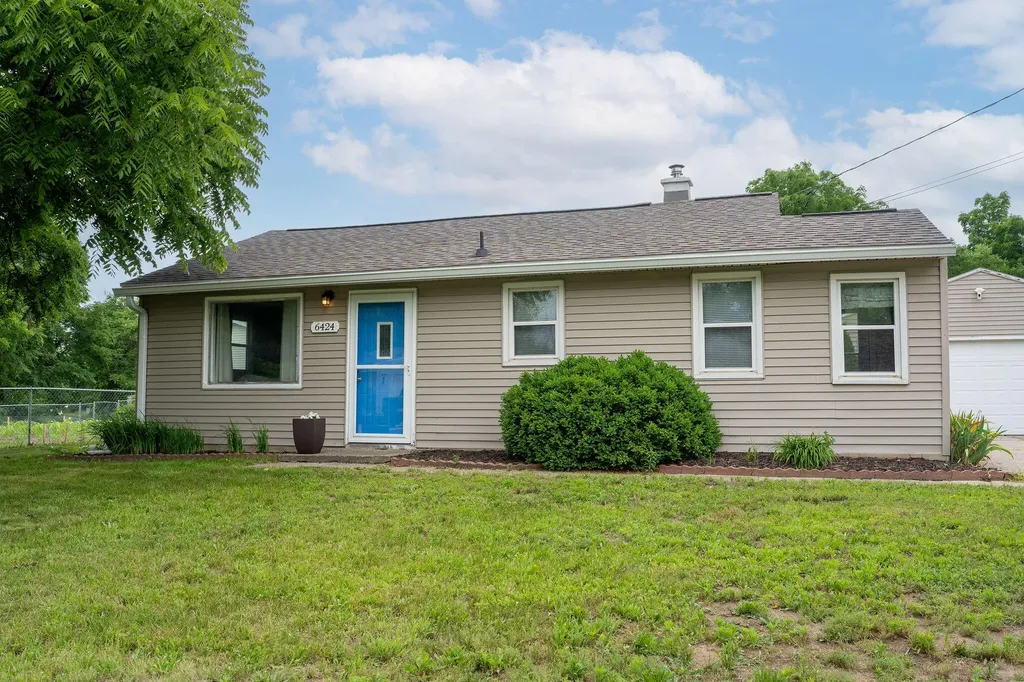 6424 College Avenue SE Gaines Charter Township MI 49548