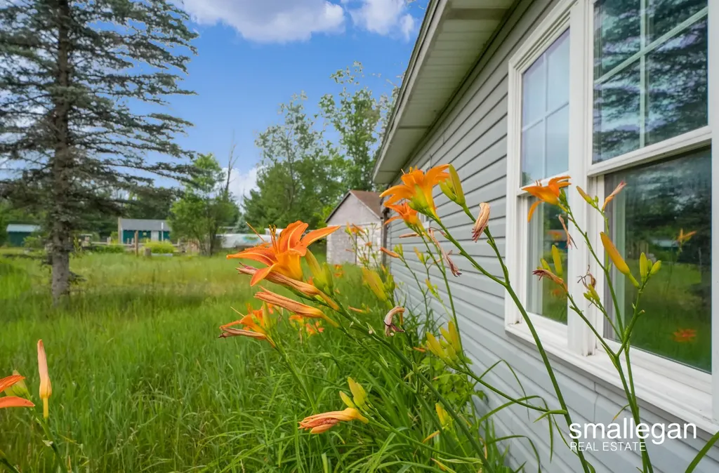 8437 S Michcon Avenue Pleasant Plains Township MI 49304