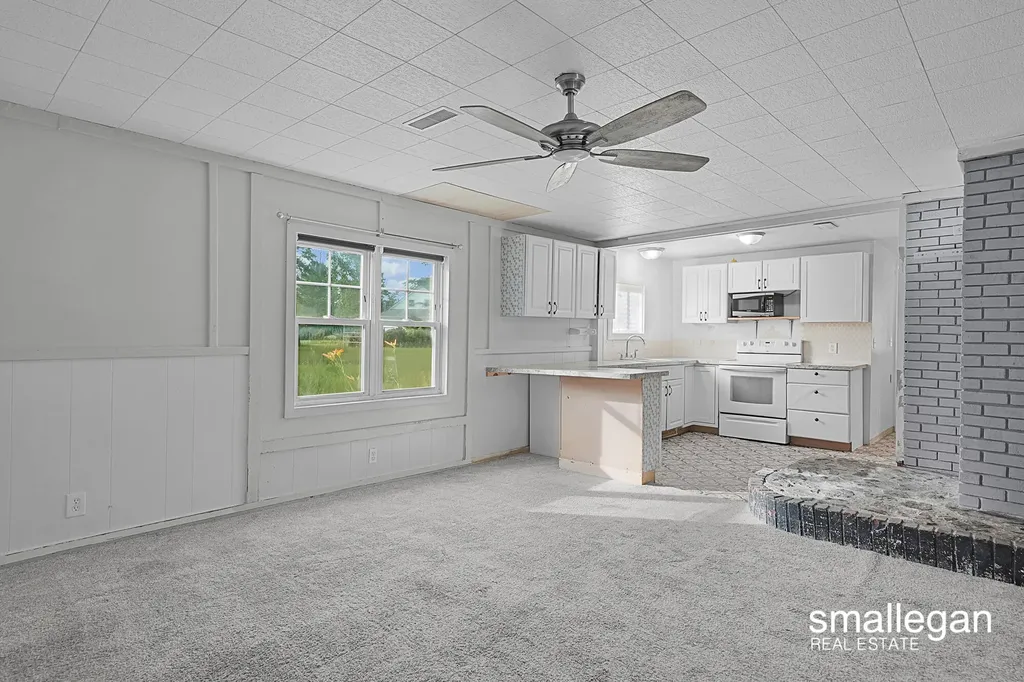 8437 S Michcon Avenue Pleasant Plains Township MI 49304