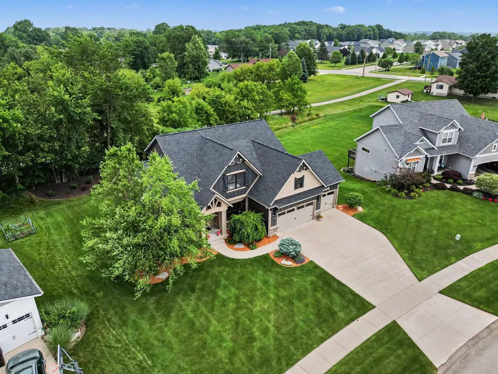 1661 Kingsland Drive SW Byron Township MI 49315