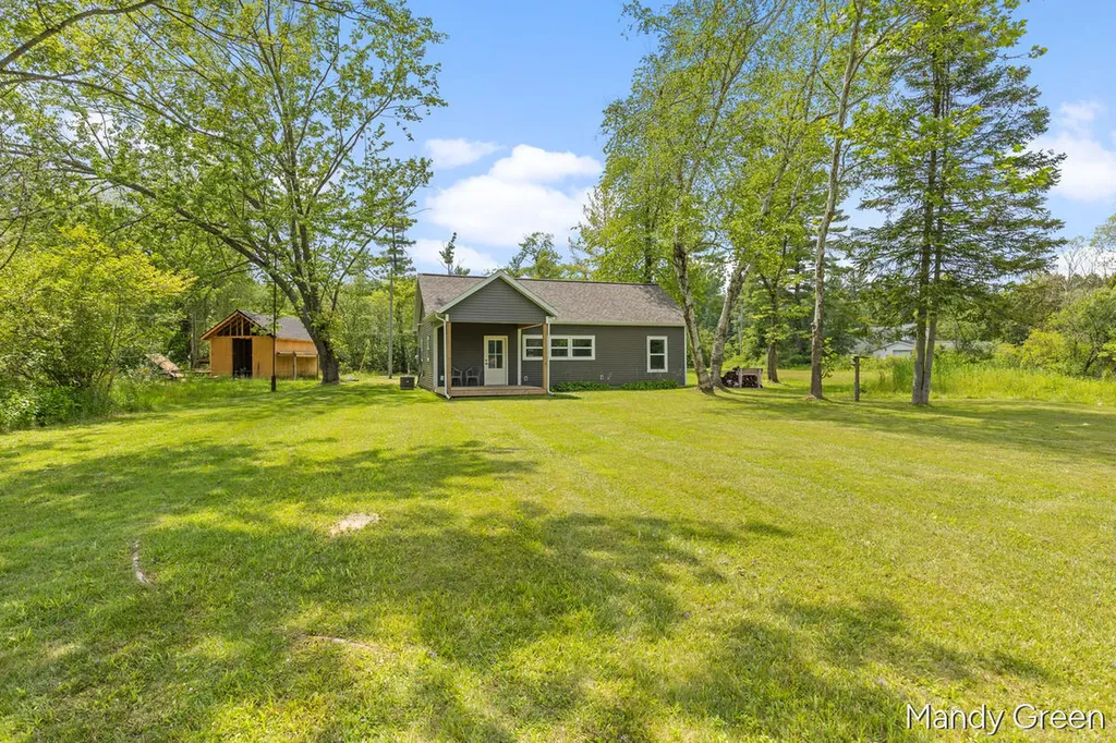 14033 Perch Lane NE Oakfield Township MI 48838
