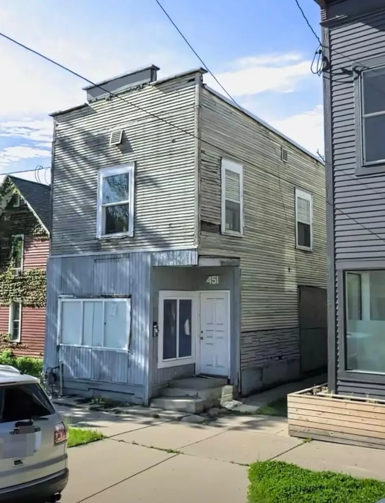 451 Carrier Street NE Grand Rapids City MI 49505
