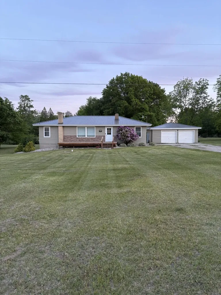 5499 W Mcbride Road Douglass Township MI 48850
