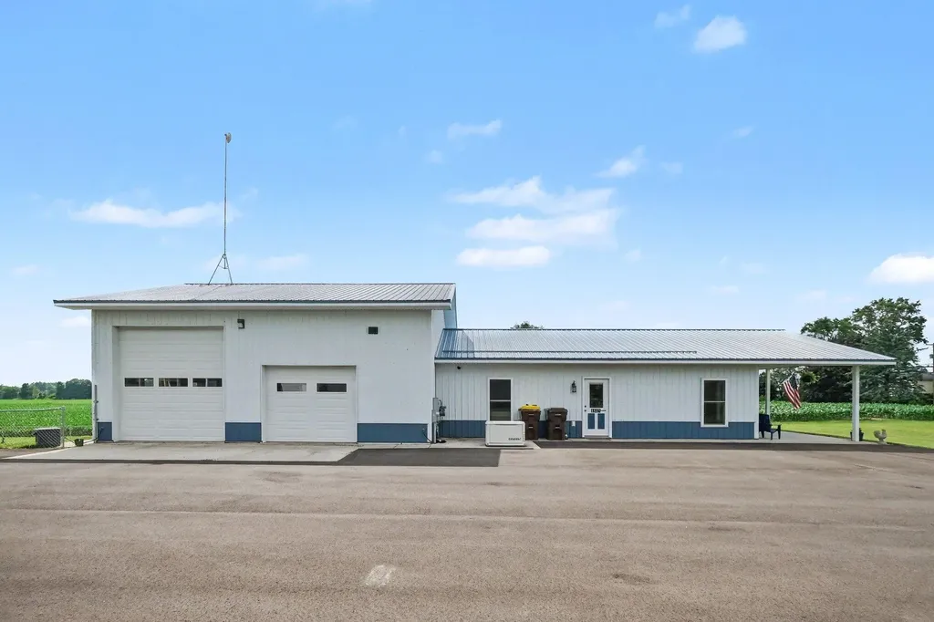 1527 W David Highway Berlin Township MI 48846