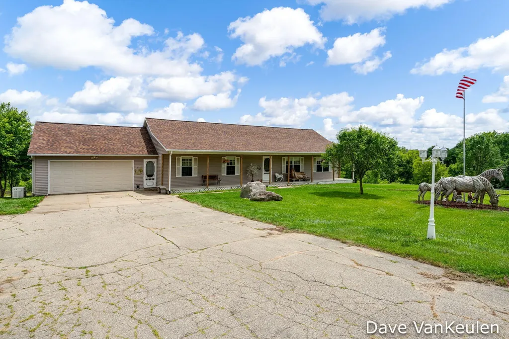 4494 Barber Road Carlton Township MI 49058