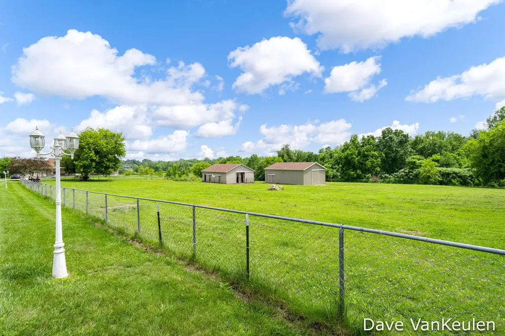 4494 Barber Road Carlton Township MI 49058