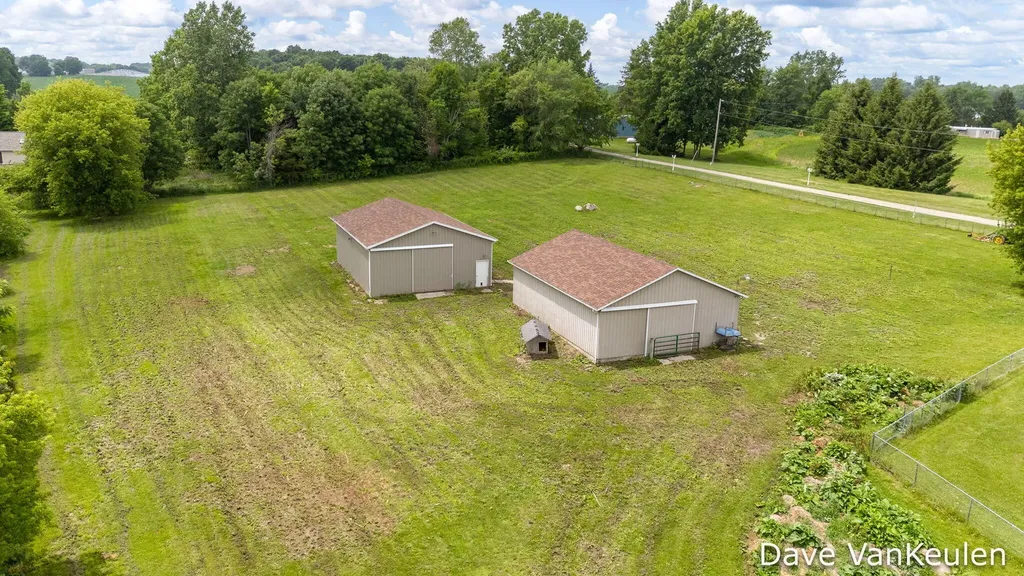 4494 Barber Road Carlton Township MI 49058