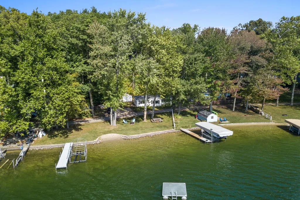 2529 Miner Lake Drive Allegan Township MI 49010