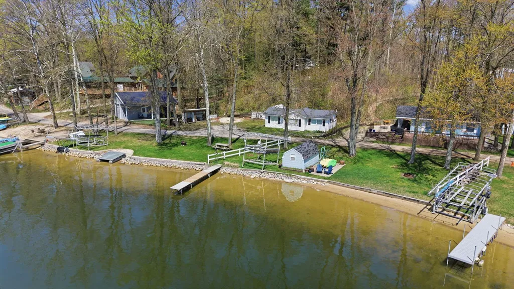2529 Miner Lake Drive Allegan Township MI 49010