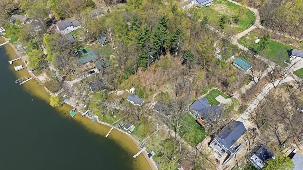 2529 Miner Lake Drive Allegan Township MI 49010