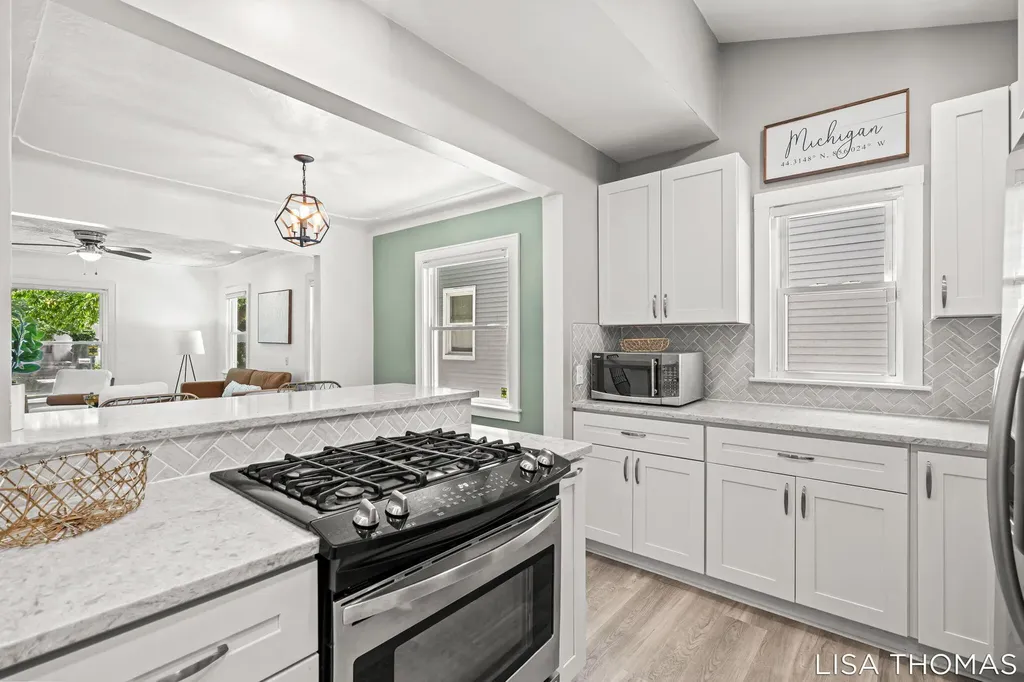 817 Joslin Street SE Grand Rapids City MI 49507