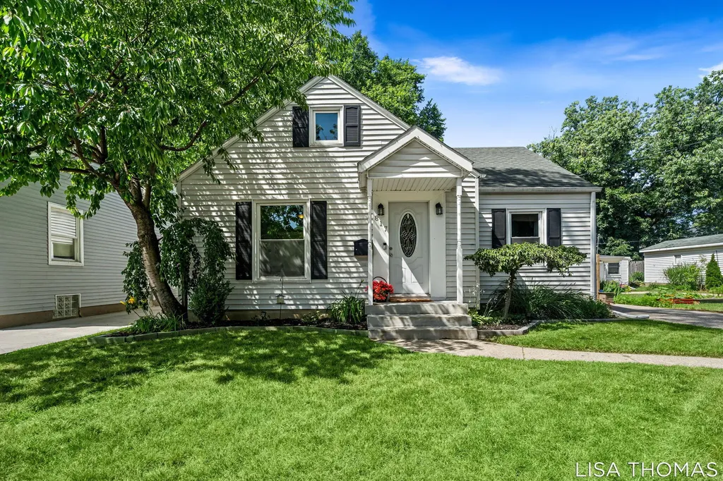 817 Joslin Street SE Grand Rapids City MI 49507