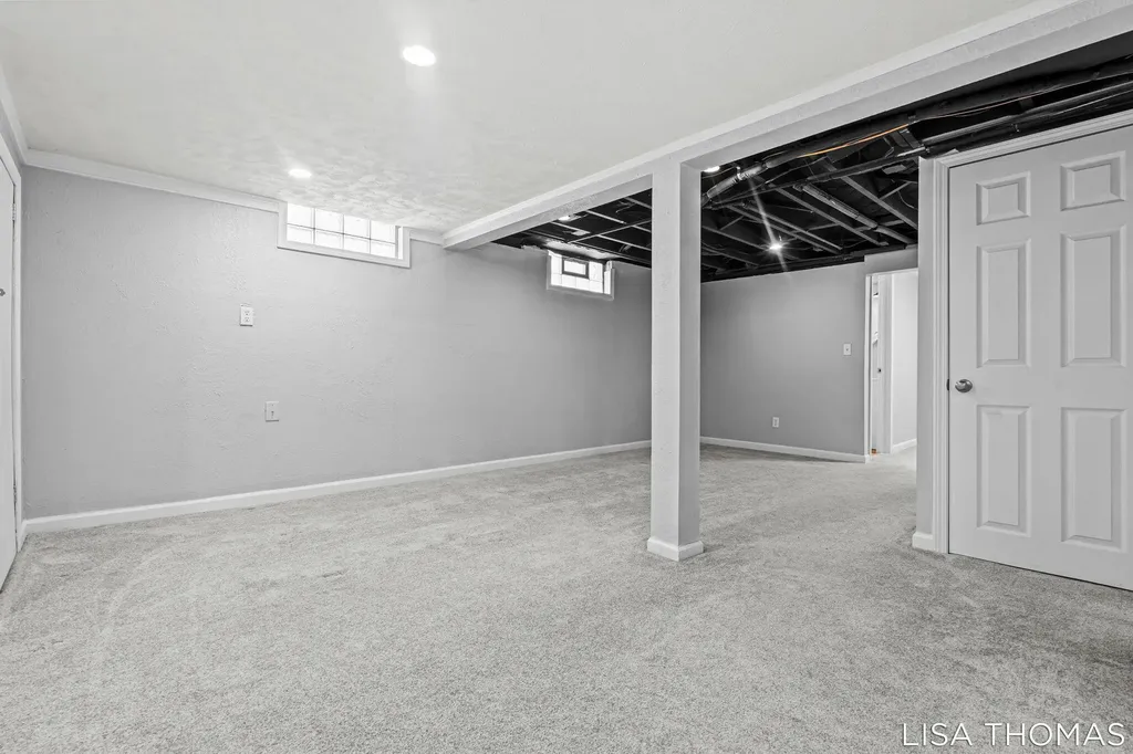 817 Joslin Street SE Grand Rapids City MI 49507