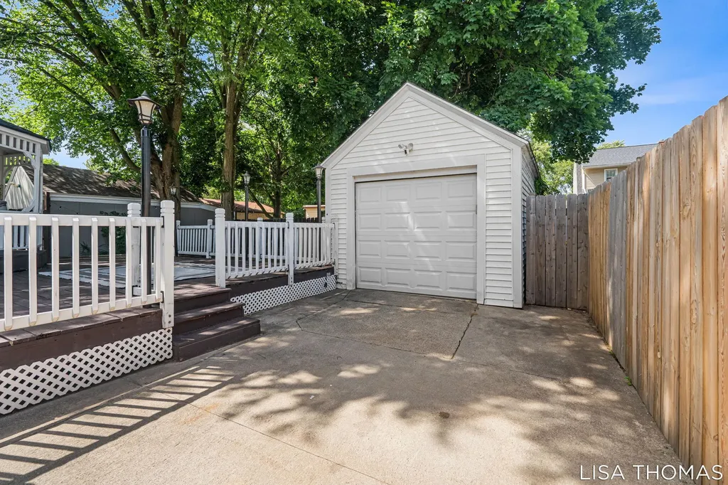 817 Joslin Street SE Grand Rapids City MI 49507
