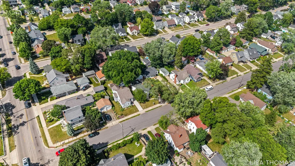 817 Joslin Street SE Grand Rapids City MI 49507